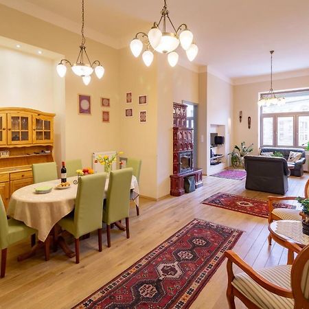 Jewel In Buda Apartment Boedapest Buitenkant foto
