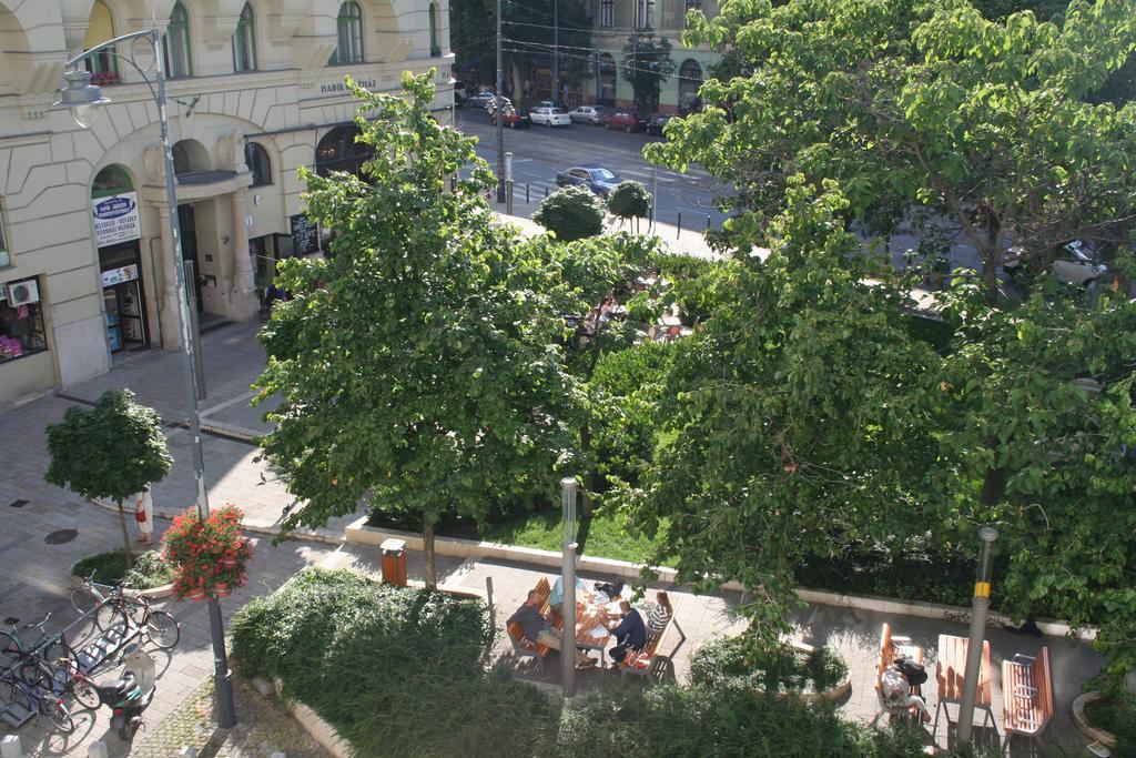 Jewel In Buda Apartment Boedapest Buitenkant foto