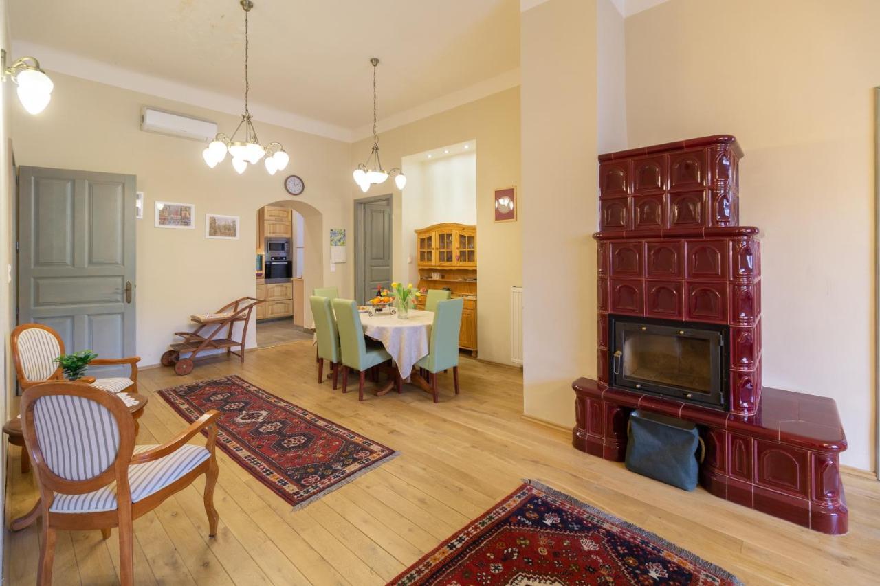 Jewel In Buda Apartment Boedapest Buitenkant foto