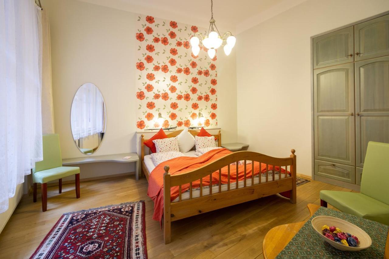 Jewel In Buda Apartment Boedapest Buitenkant foto